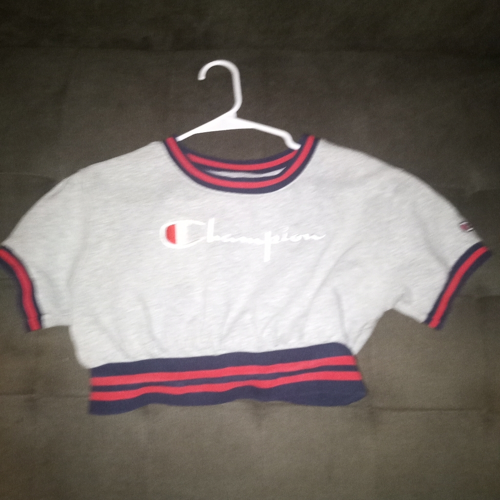 Champion half shirt